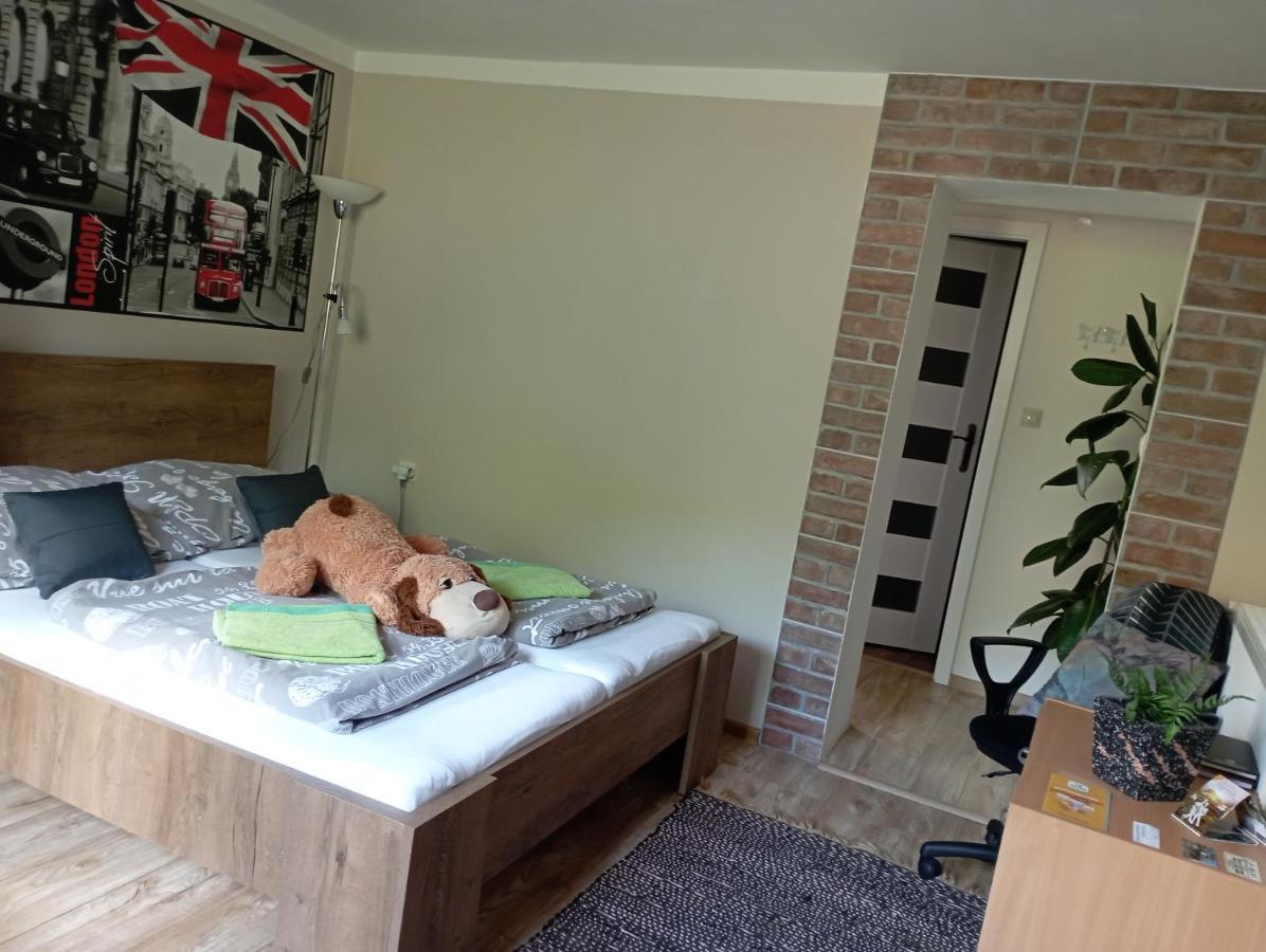 Ubytovanie Na Sukromi Banská Štiavnica Esterno foto